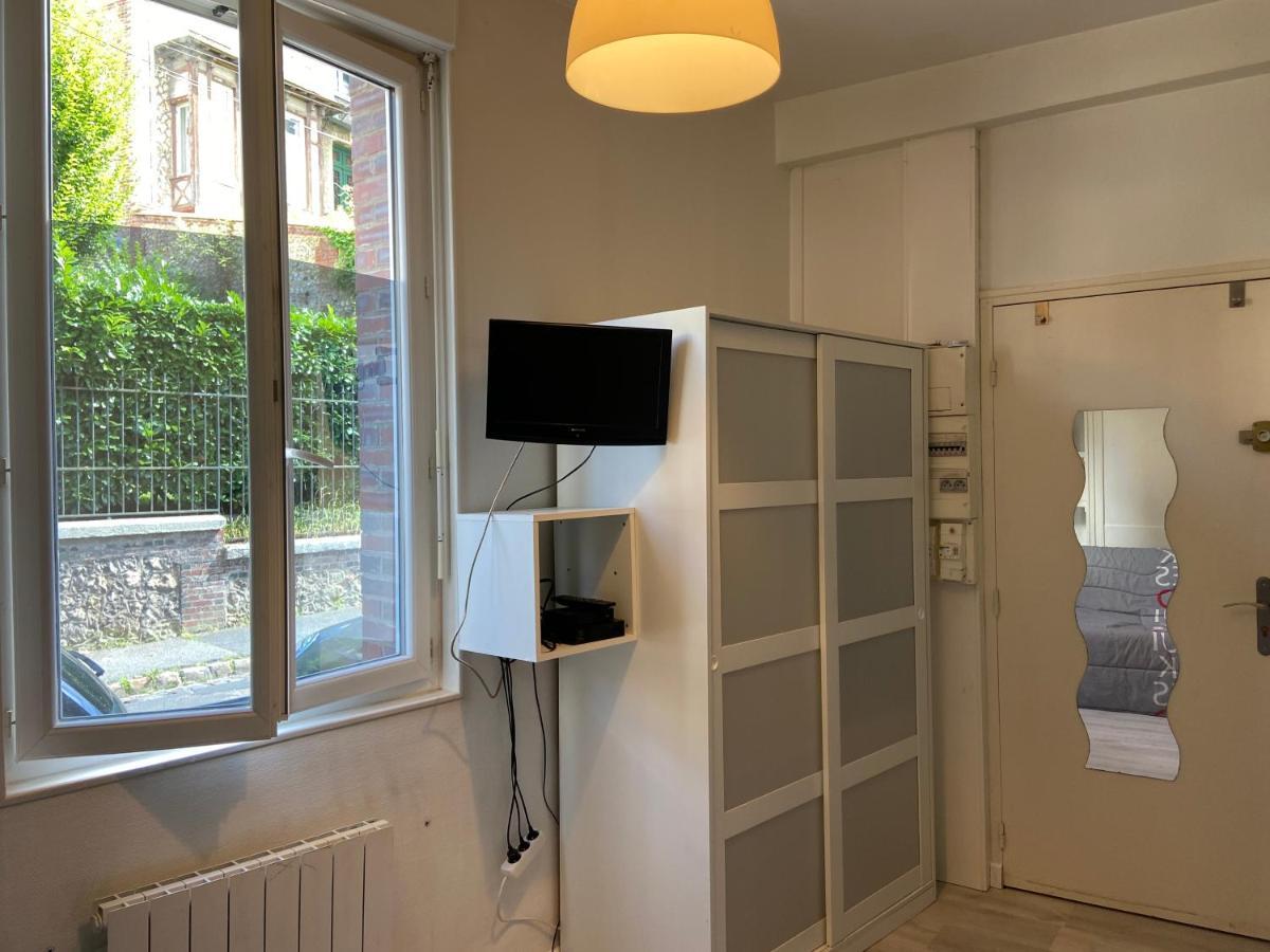 Cosyrouen Gare Apartment Bagian luar foto