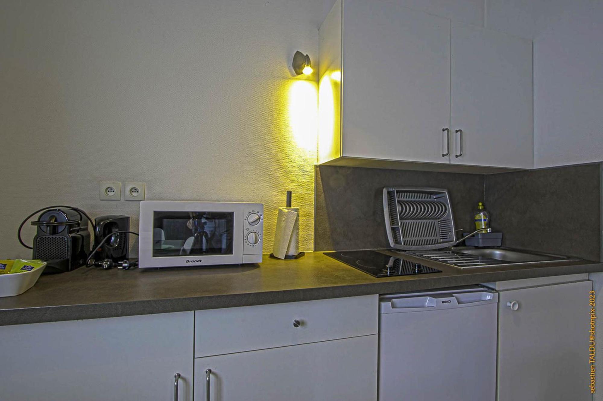 Cosyrouen Gare Apartment Bagian luar foto