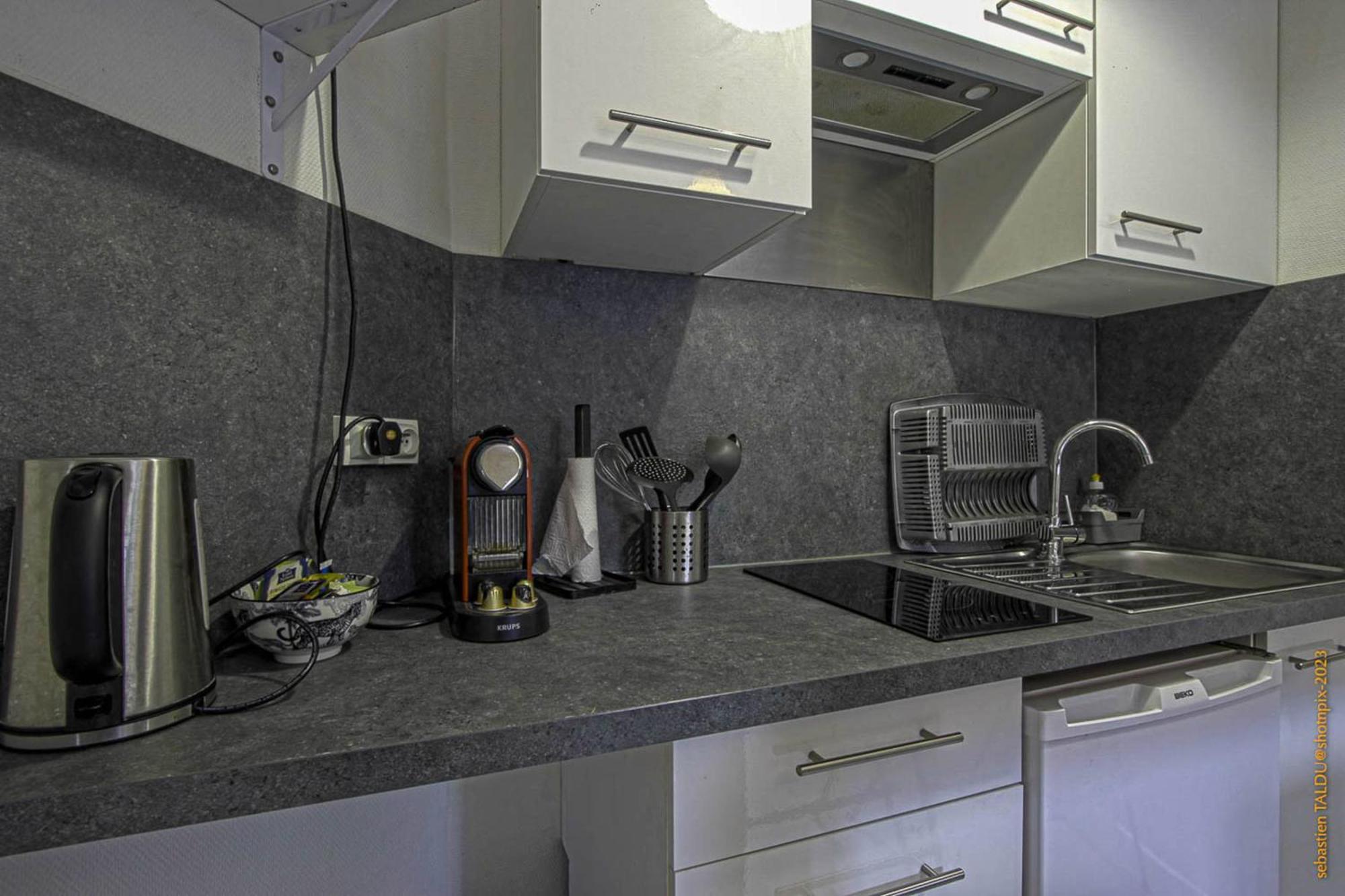 Cosyrouen Gare Apartment Bagian luar foto