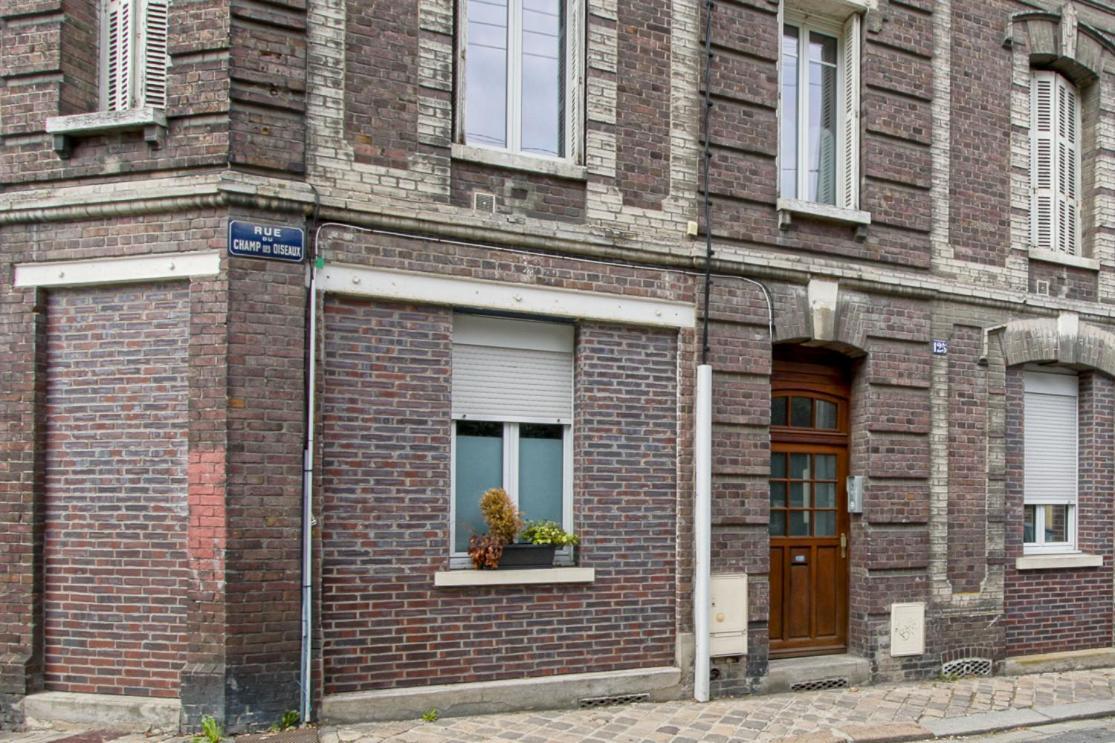 Cosyrouen Gare Apartment Bagian luar foto